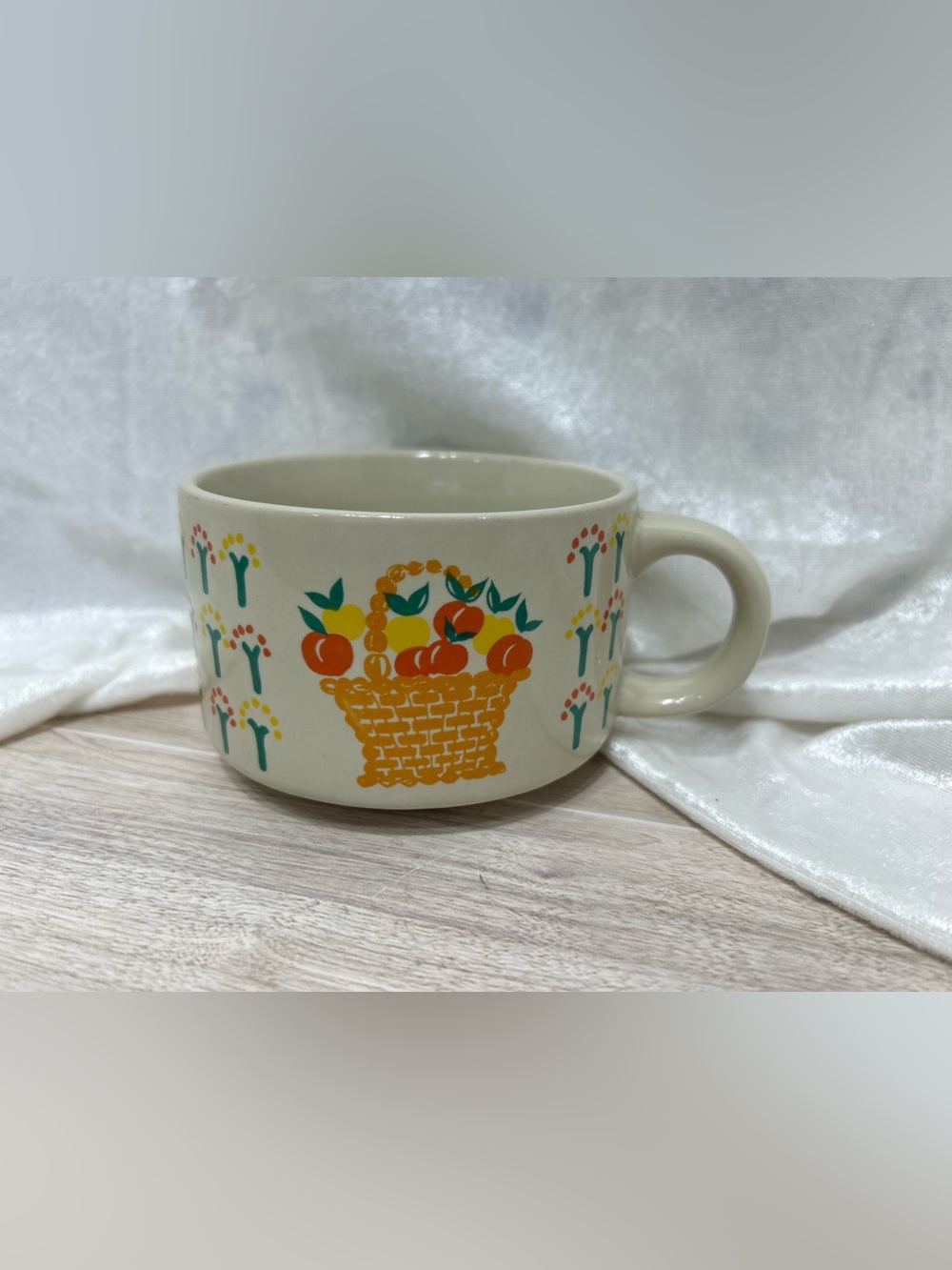 Retro Fruit Basket Ceramic Soup Mug Oversized Cup Unmarked Vintage Style